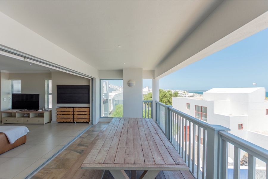 5 Bedroom Property for Sale in Paradise Beach Western Cape